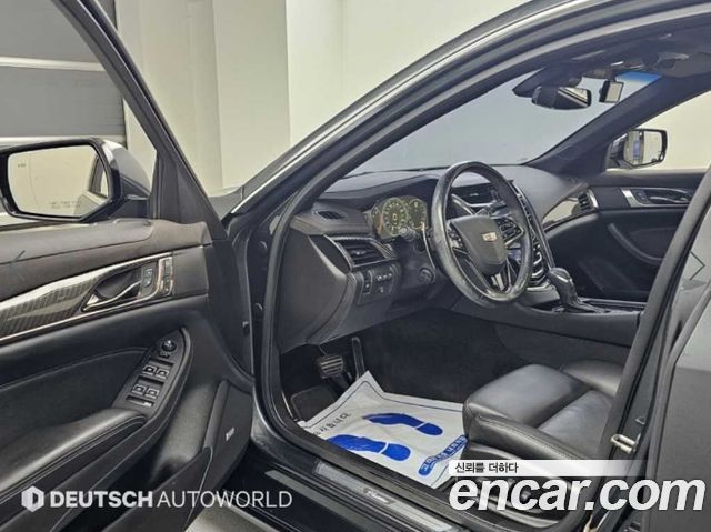 Cadillac CTS 2015 — photo 11