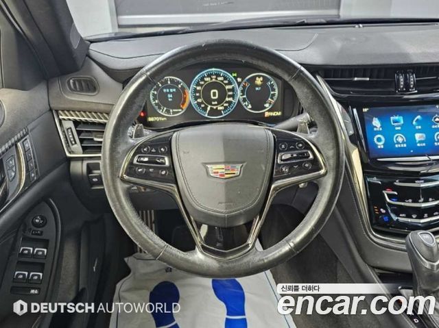 Cadillac CTS 2015 — photo 13