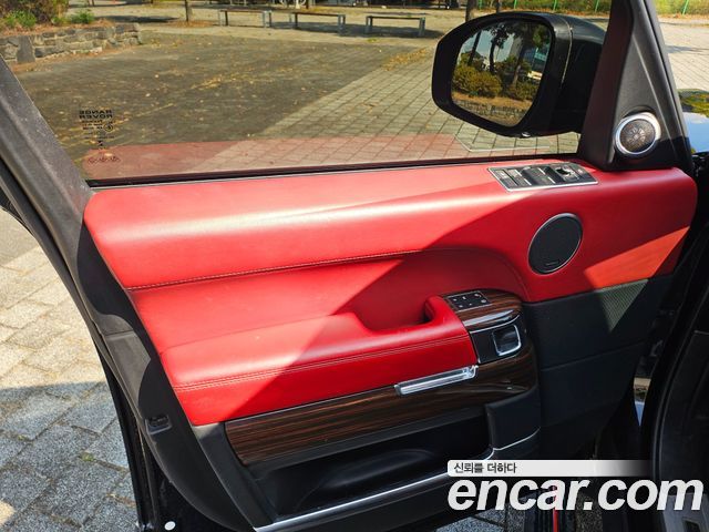 Land Rover Range Rover 2016 — photo 11