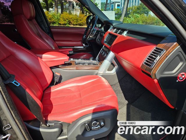Land Rover Range Rover 2016 — photo 12