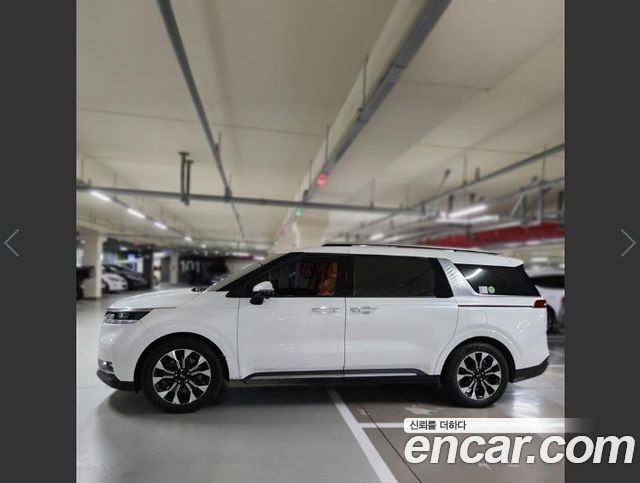 Kia Canival 2021 — photo 3