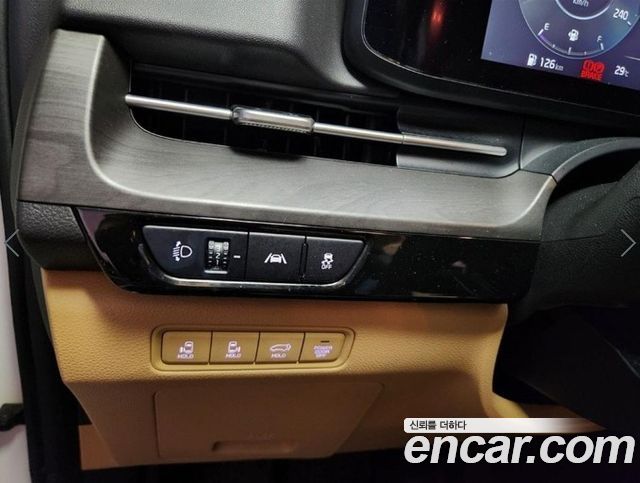 Kia Canival 2021 — photo 7