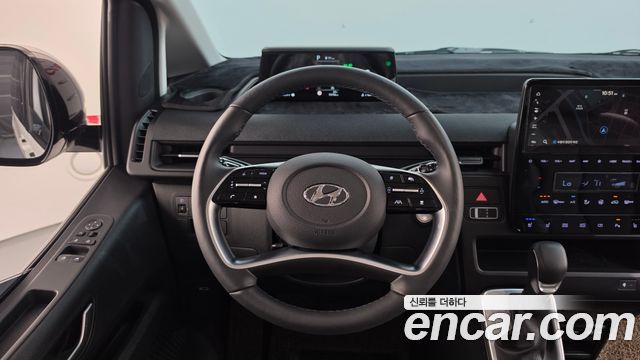 Hyundai Staria 2023 — photo 20