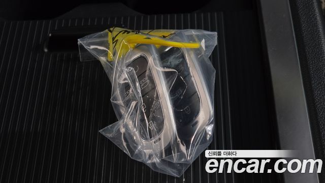 Hyundai Staria 2023 — photo 27