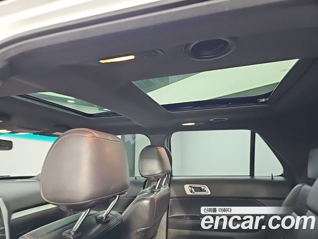 Ford Explorer 2013 — photo 13