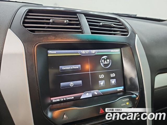Ford Explorer 2013 — photo 14