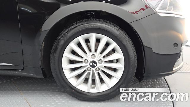 Kia K7 2016 — photo 5