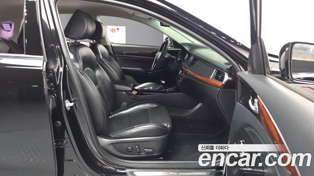 Kia K7 2016 — photo 17
