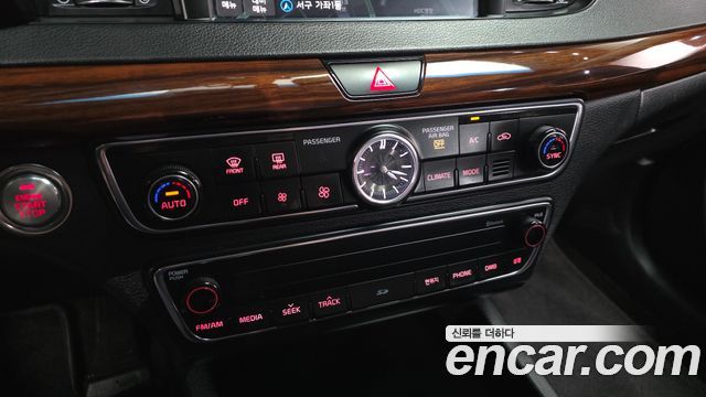 Kia K7 2016 — photo 22