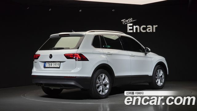 Volkswagen Tiguan 2020 — photo 2