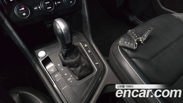 Volkswagen Tiguan 2020 — photo 9
