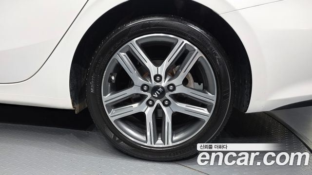 Kia K3 2020 — photo 7