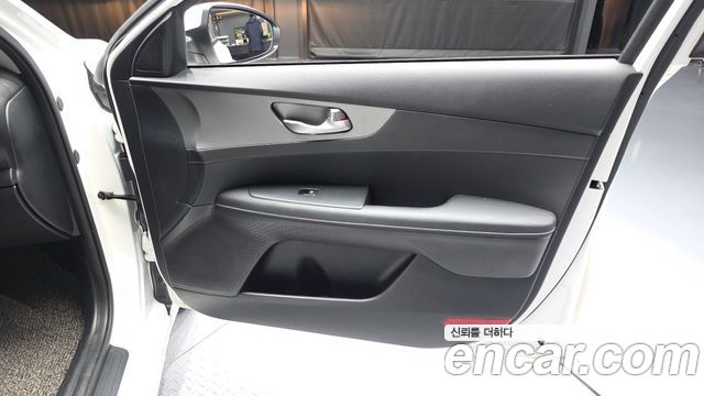 Kia K3 2020 — photo 14