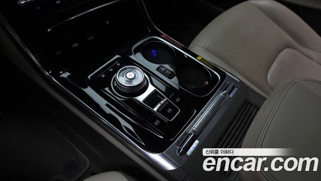 Kia Canival 2023 — photo 12