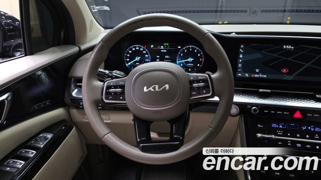 Kia Canival 2023 — photo 19
