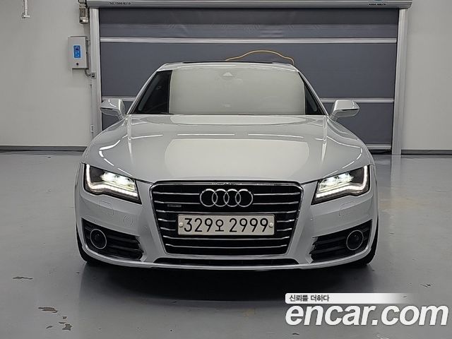 Audi A7 2012 — photo 1