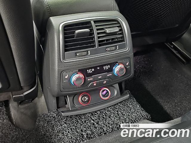 Audi A7 2012 — photo 13