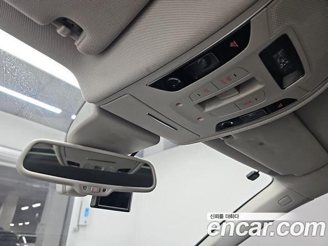 Audi A7 2012 — photo 17