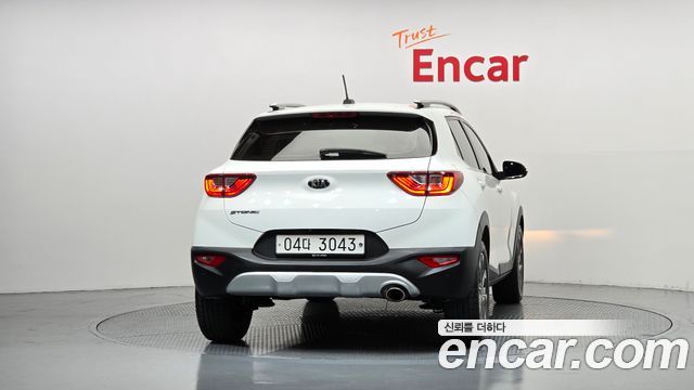 Kia Stonic 2018 — photo 4