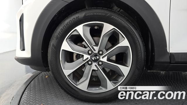 Kia Stonic 2018 — photo 5