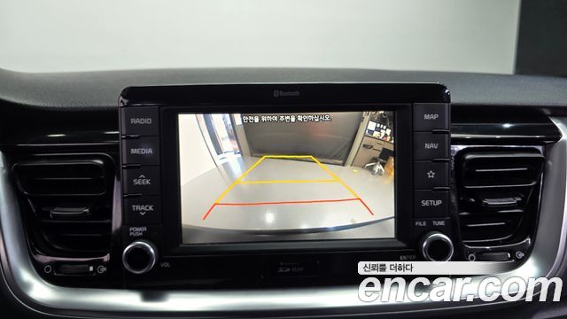 Kia Stonic 2018 — photo 15