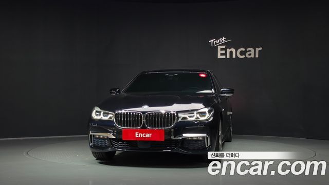 BMW 7-Series 2017 — photo 3