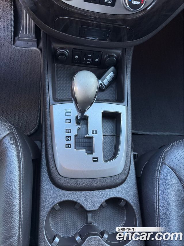 Hyundai Santafe 2012 — photo 12