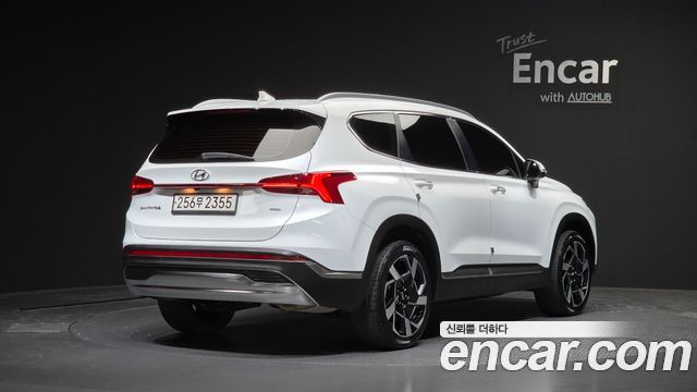 Hyundai Santafe 2023 — photo 2