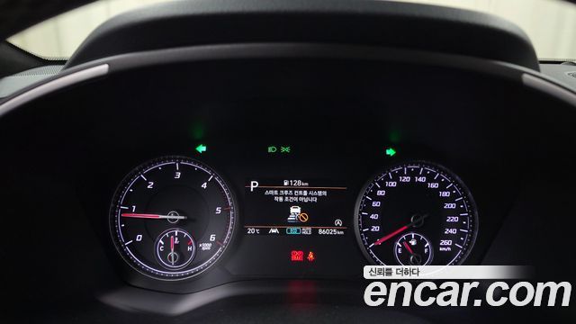 Hyundai Santafe 2023 — photo 11