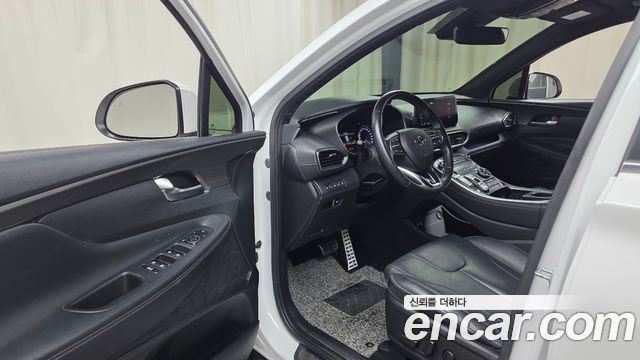 Hyundai Santafe 2023 — photo 13