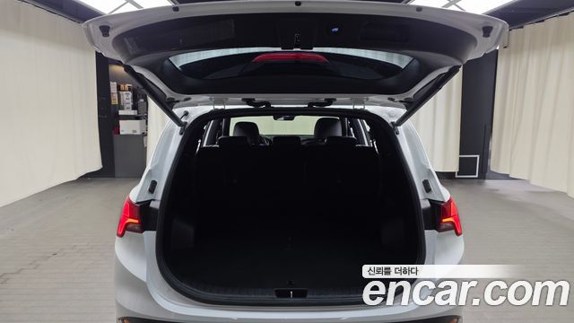 Hyundai Santafe 2023 — photo 26