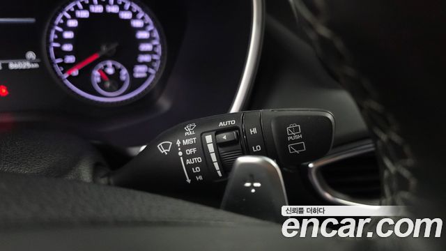 Hyundai Santafe 2023 — photo 27