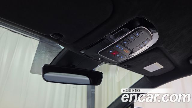 Hyundai Santafe 2023 — photo 28