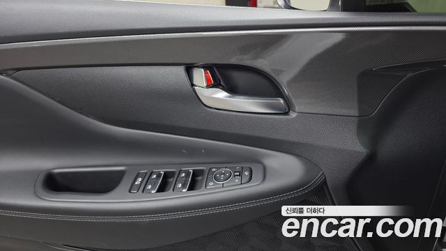 Hyundai Santafe 2023 — photo 33