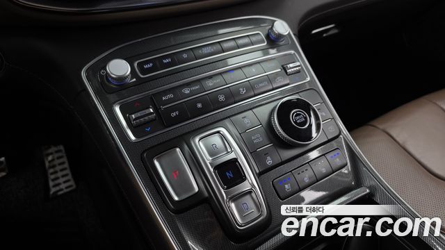 Hyundai Santafe 2021 — photo 12