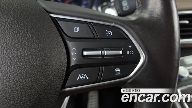 Hyundai Santafe 2021 — photo 23
