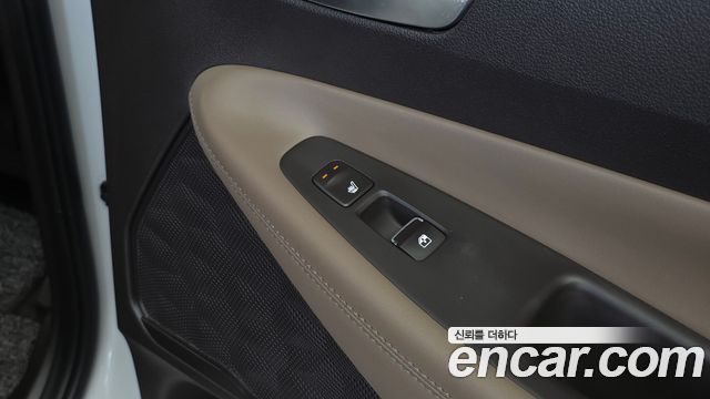 Hyundai Santafe 2021 — photo 25