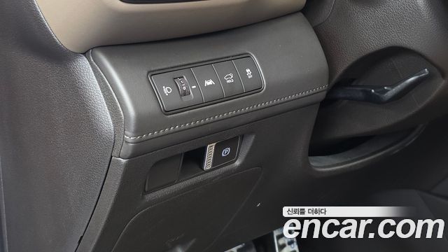 Hyundai Santafe 2021 — photo 27