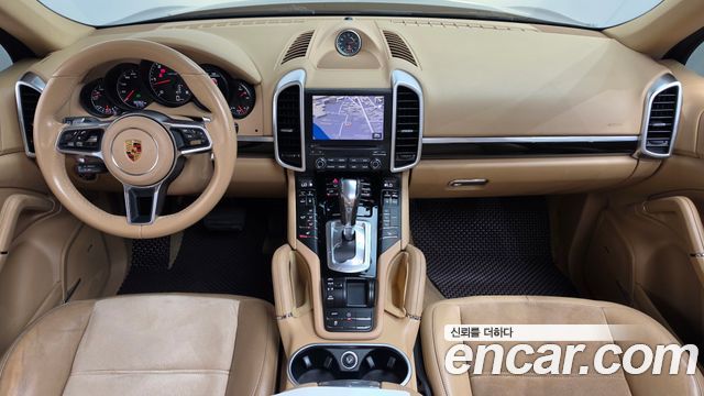 Porsche Cayenne 2017 — photo 7