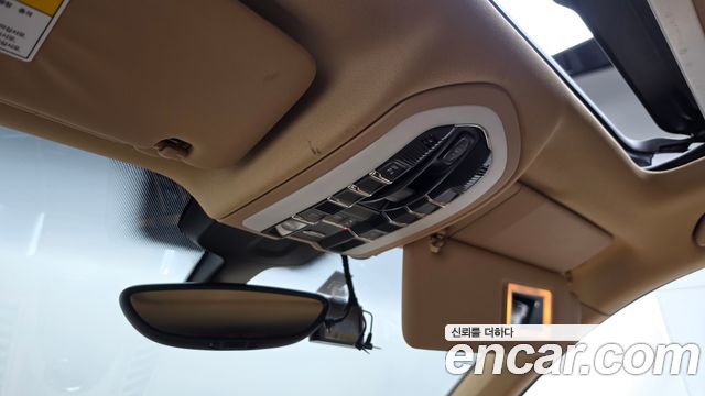 Porsche Cayenne 2017 — photo 19