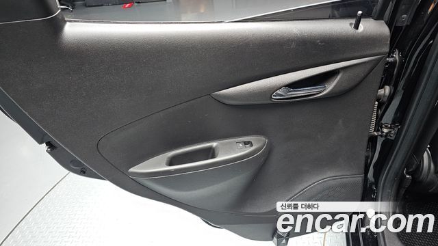 Chevrolet Korea Spark 2017 — photo 15