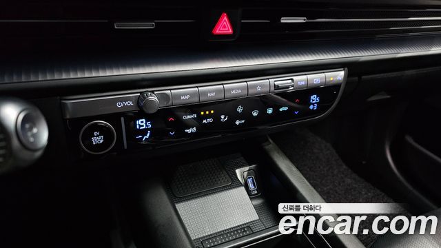 Hyundai Ioniq6 2023 — photo 25