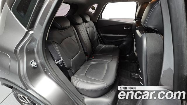 Renault Korea QM3 2016 — photo 17
