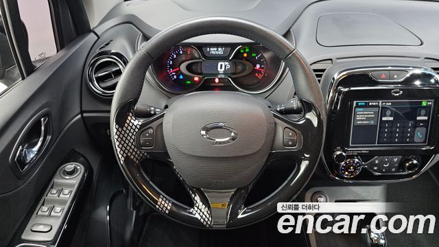 Renault Korea QM3 2016 — photo 19