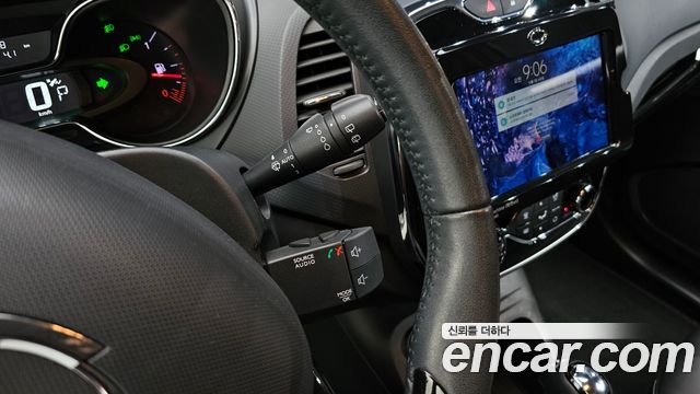 Renault Korea QM3 2016 — photo 24