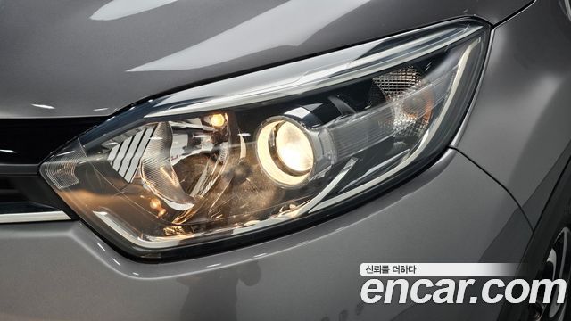 Renault Korea QM3 2016 — photo 8