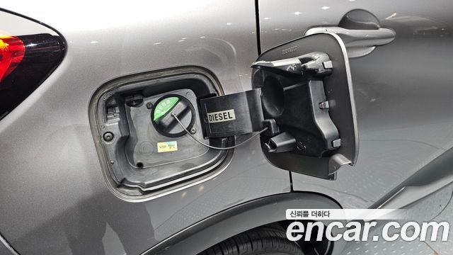 Renault Korea QM3 2016 — photo 31