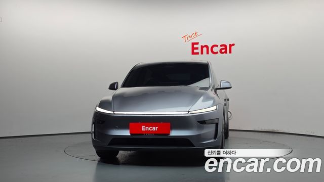 Tesla Model Y 2025 — photo 3