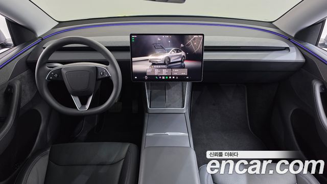 Tesla Model Y 2025 — photo 10
