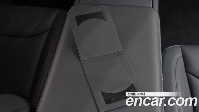 Tesla Model Y 2025 — photo 27